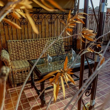 Riad The Moroccans Pool And Terrace Marakeş Dış mekan fotoğraf