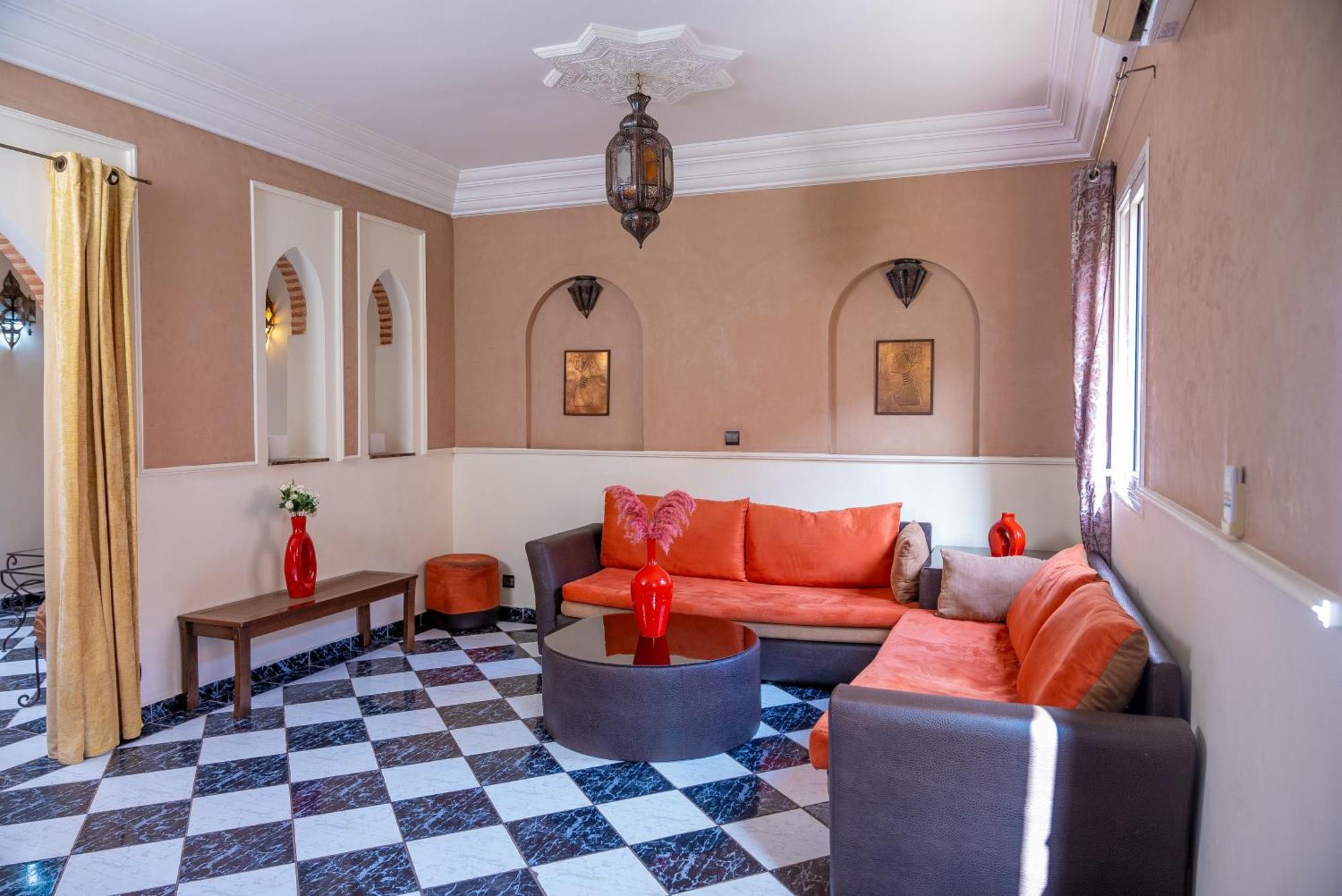 Riad The Moroccans Pool And Terrace Marakeş Dış mekan fotoğraf